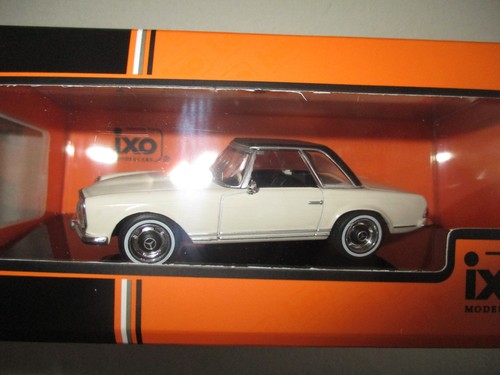 Miniature ixo mercedes - ixo, 1/43